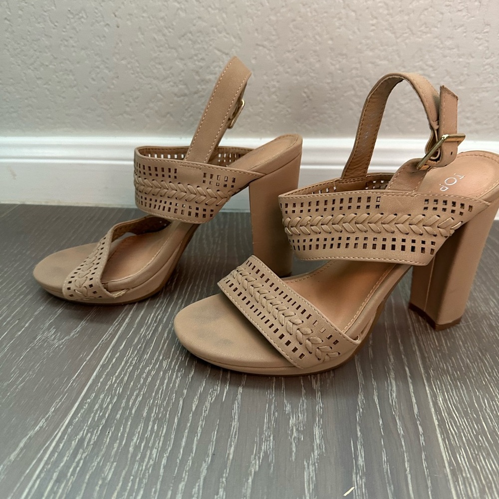 TOP Moda Tan Heeled Sandals